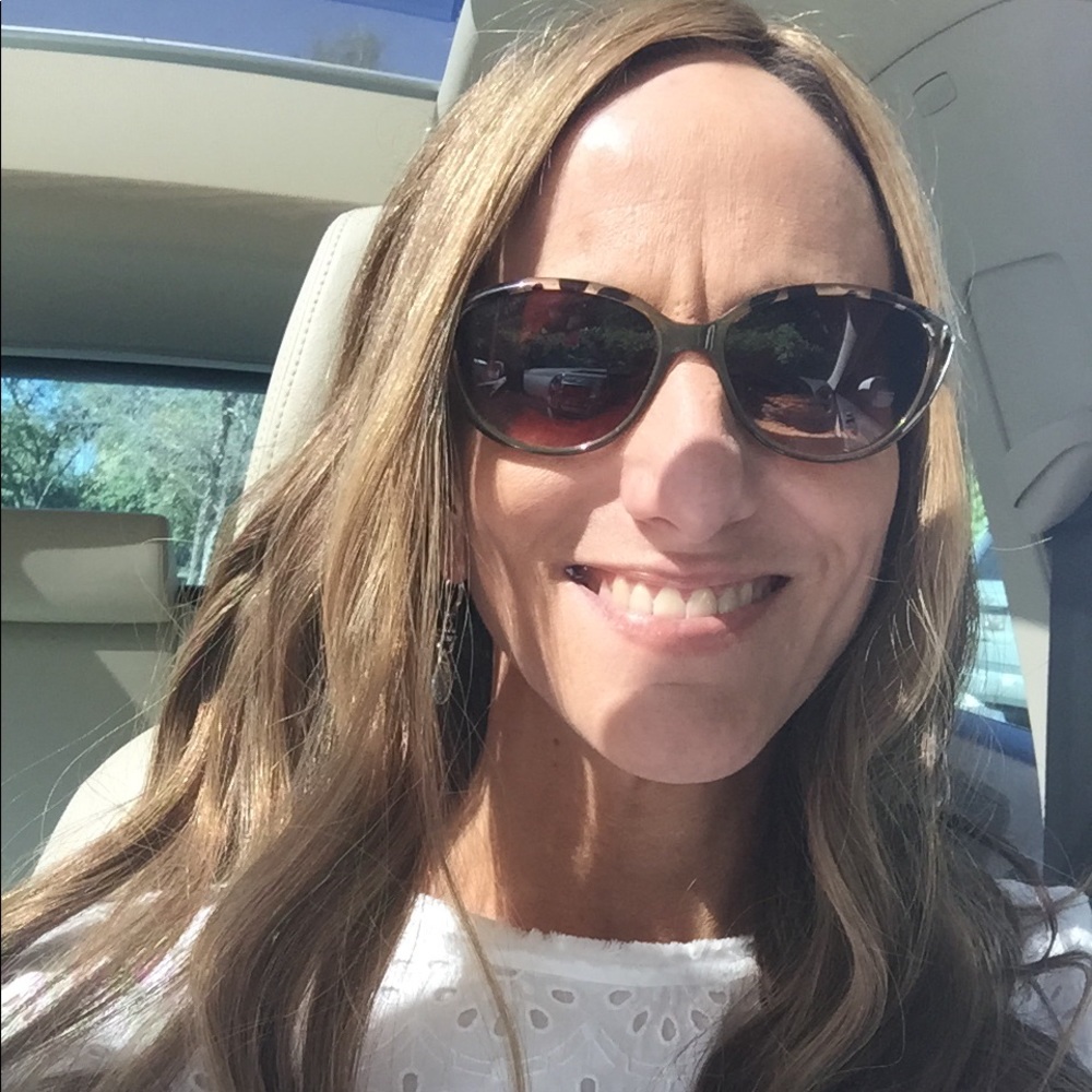 Meet your Posher, Kristin